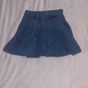 American Eagle Pleated Mini Skirt With Zipper and Button Clasp
